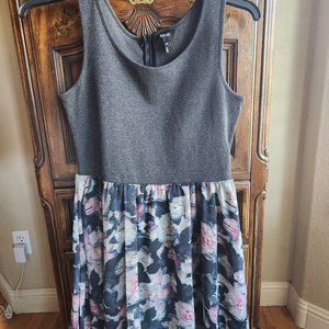 Buffalo David Bitton grey and floral dress